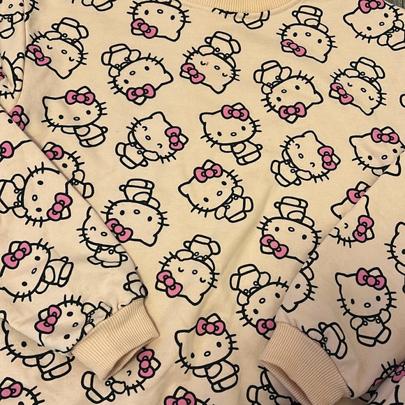 Hello Kitty Kids sweatsuit outfit new  Pink - Picture 2 of 3
